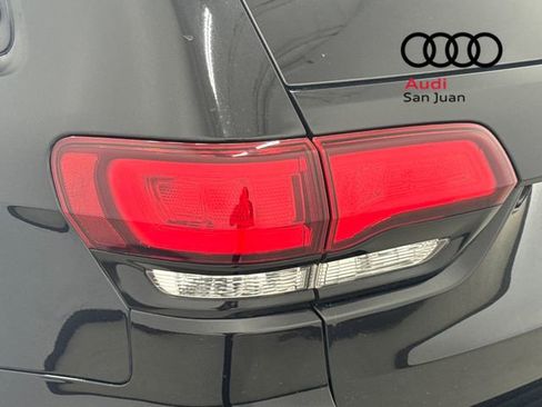 Used 2021 Jeep Grand Cherokee Laredo X image 7