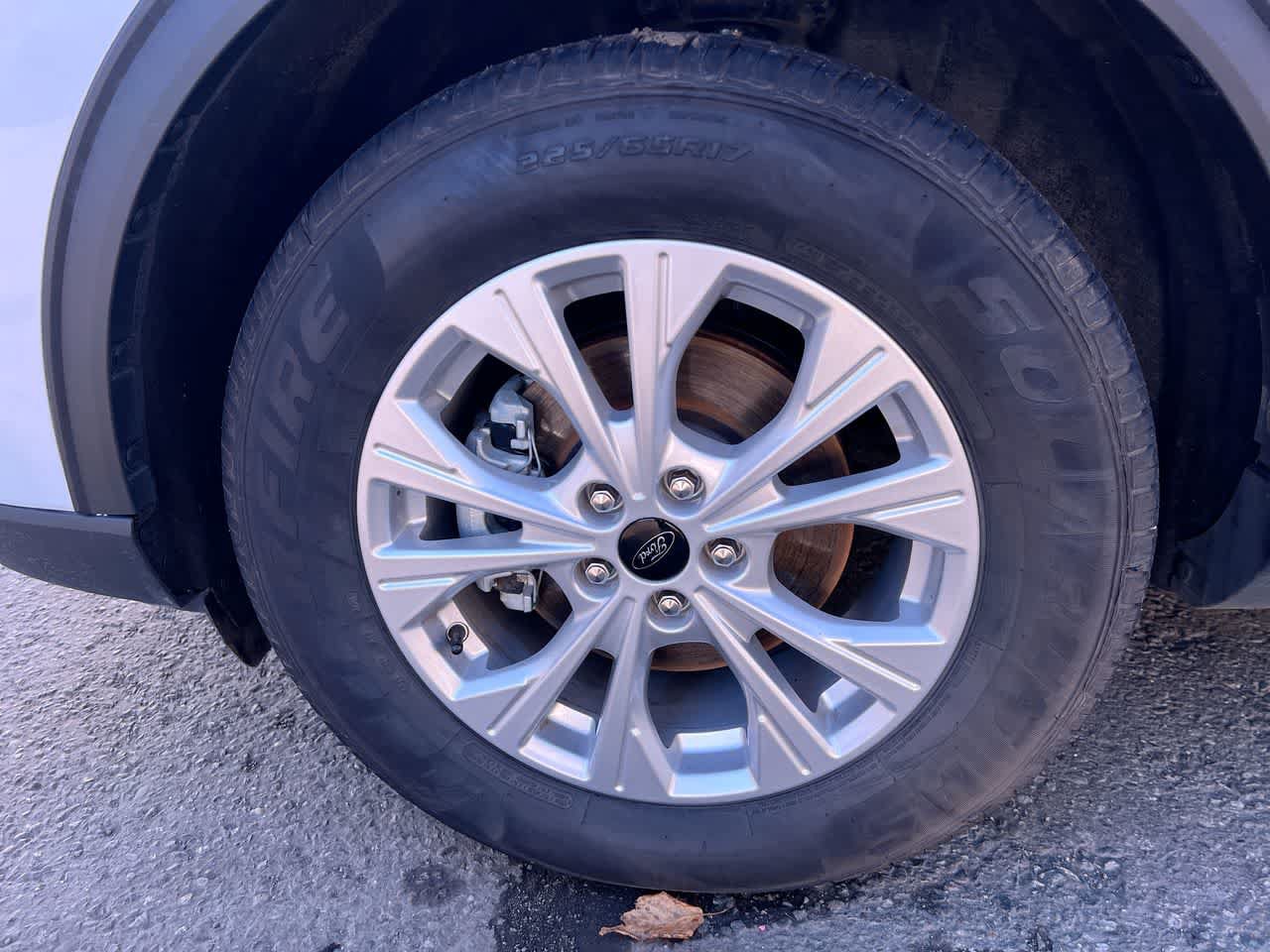 Used 2025 Ford Escape Active AWD/4WD image 10