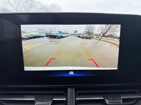 Certified 2025 Chevrolet Trax LT image 26