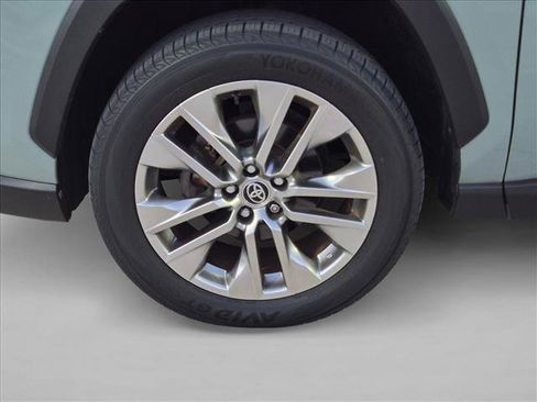Certified 2021 Toyota RAV4 XLE Premium FWD image 9
