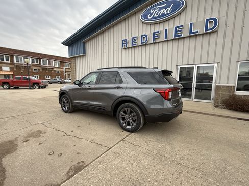 New 2026 Ford Explorer Active w/ Active Comfort Package AWD/4WD image 5