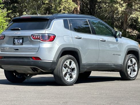 Used 2021 Jeep Compass Limited AWD/4WD image 4