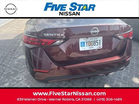 Used 2025 Nissan Sentra SV FWD image 10