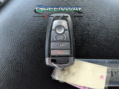 Used 2021 Ford Expedition Max Limited RWD image 30