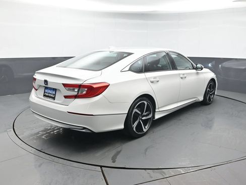 Used 2021 Honda Accord EX image 6