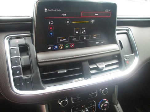 Used 2021 GMC Yukon SLT w/ SLT Premium Package RWD image 31