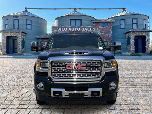 Used 2018 GMC Sierra 3500 Denali w/ Duramax Plus Package AWD/4WD image 8