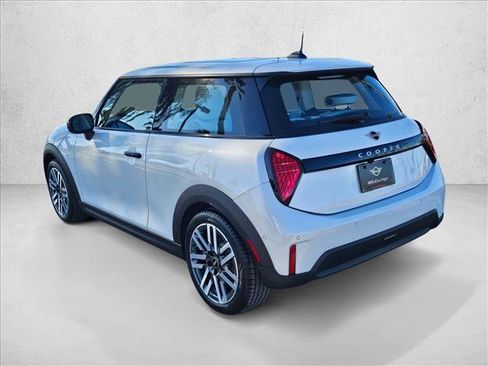 New 2026 MINI Cooper 2-Door Hardtop FWD image 9