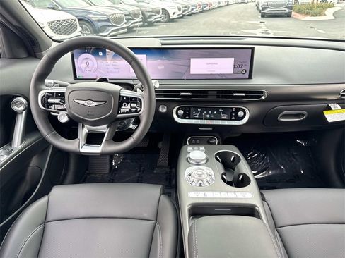 New 2026 Genesis GV60 RWD image 5