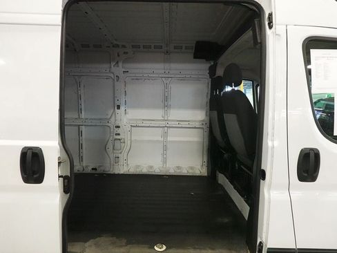 Used 2023 RAM ProMaster 2500 FWD image 22