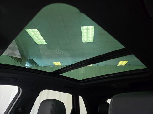 New 2025 Audi Q3 2.0T Premium image 28