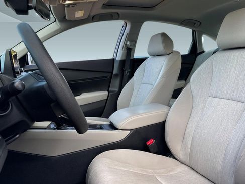 Certified 2023 Honda Accord EX image 5