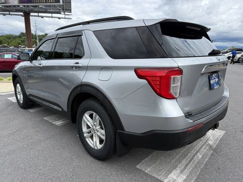Used 2020 Ford Explorer XLT w/ Class III Trailer Tow Package AWD/4WD image 7