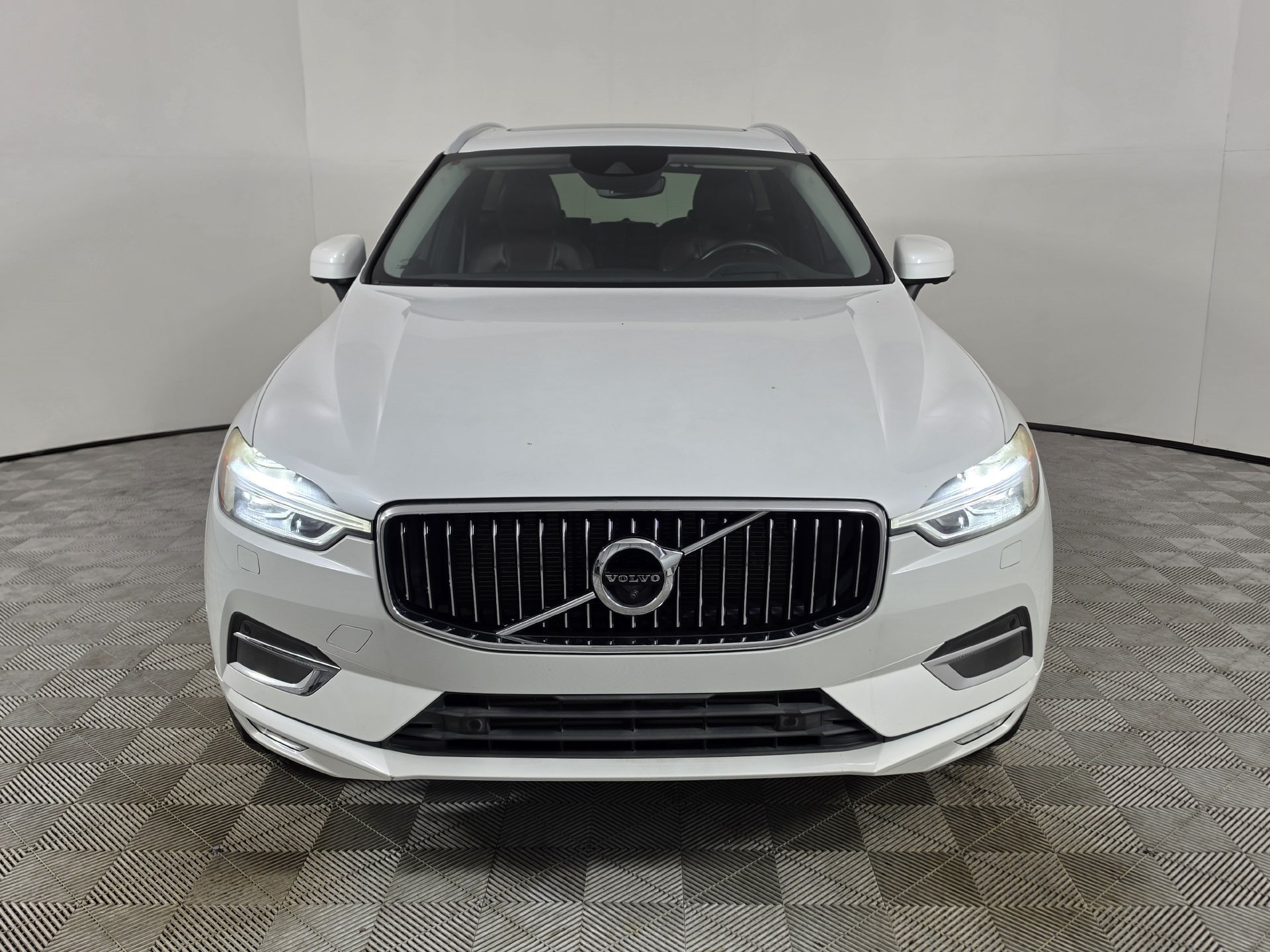 Used 2018 Volvo XC60 T6 Inscription w/ Convenience Package AWD/4WD image 38