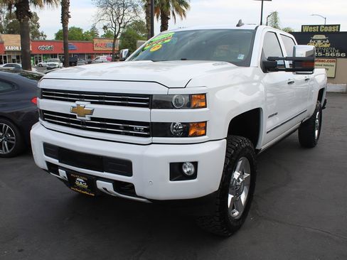 Used 2016 Chevrolet Silverado 2500 LTZ w/ Duramax Plus Package image 4