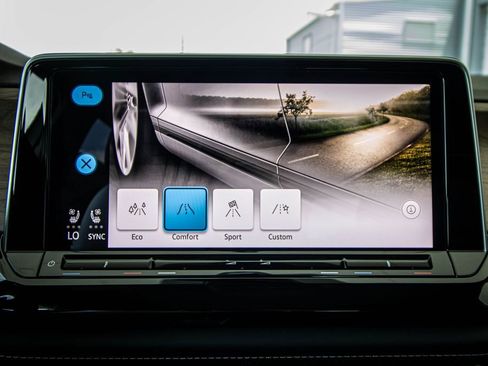 New 2026 Volkswagen Atlas SE FWD image 48
