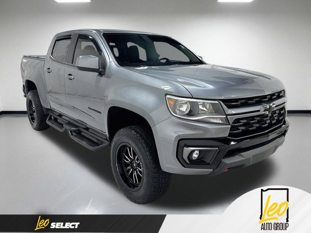 Used 2022 Chevrolet Colorado LT w/ LT Convenience Package AWD/4WD image 5