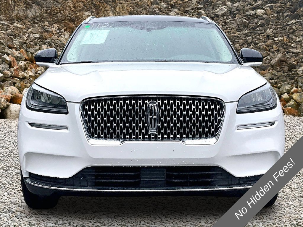 Used 2021 Lincoln Corsair AWD w/ Premium Package image 3