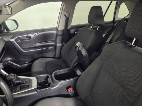 Used 2024 Toyota RAV4 LE image 22