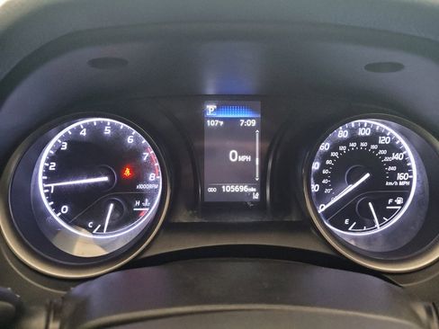 Used 2021 Toyota Camry SE FWD image 23