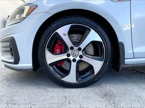 Used 2019 Volkswagen GTI S FWD image 8