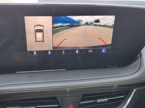 Used 2024 Buick Encore GX Avenir w/ Avenir Technology Package FWD image 8