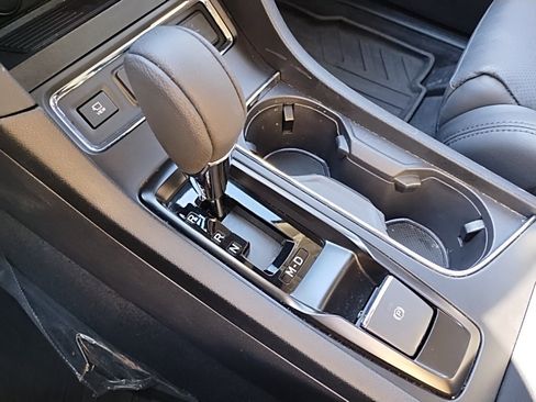 Certified 2025 Subaru Ascent Bronze Edition image 35