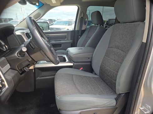 Used 2016 RAM 1500 Lone Star RWD image 10