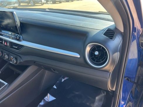 Used 2023 Kia Forte LXS image 47