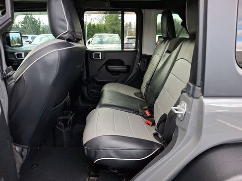 Used 2020 Jeep Wrangler Unlimited Sport S image 10