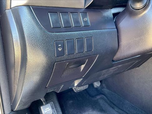 Used 2016 Toyota Highlander XLE image 36