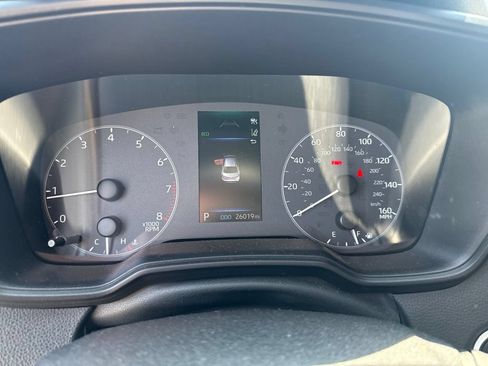 Used 2025 Toyota Corolla SE FWD image 5