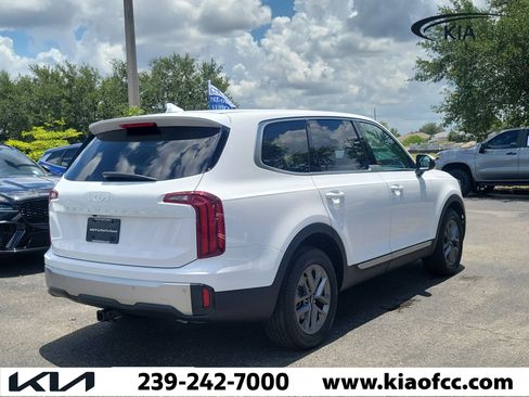 Certified 2023 Kia Telluride LX FWD image 6