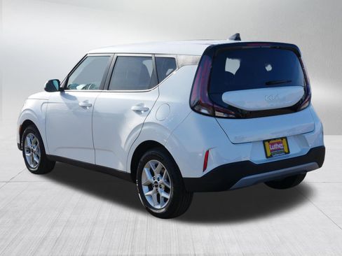 Used 2023 Kia Soul LX w/ Option Group 015 image 5