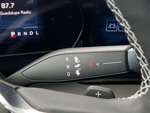 New 2025 Chevrolet Traverse LT w/ Enhanced Driving Package image 27