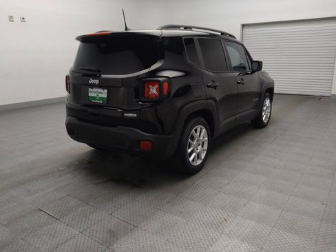 Used 2020 Jeep Renegade Latitude w/ Safety & Security Group II FWD image 9