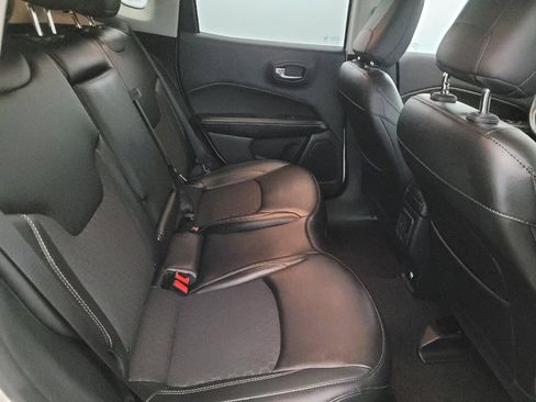 Used 2020 Jeep Compass Latitude w/ Cold Weather Group image 19