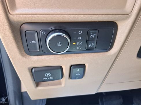 Used 2022 Ford F150 XLT w/ Equipment Group 301A Mid RWD image 15
