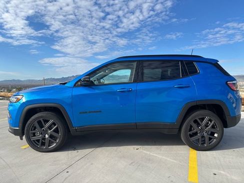 New 2026 Jeep Compass Latitude image 2