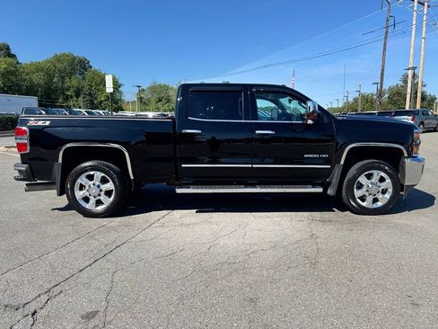 Used 2017 Chevrolet Silverado 2500 LTZ w/ Duramax Plus Package AWD/4WD image 7