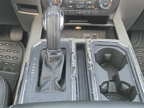 Used 2015 Ford F150 Lariat RWD image 14