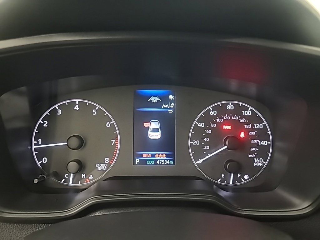 Used 2025 Toyota Corolla LE FWD image 30