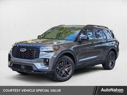 New 2025 Ford Explorer ST-Line w/ Premium Package