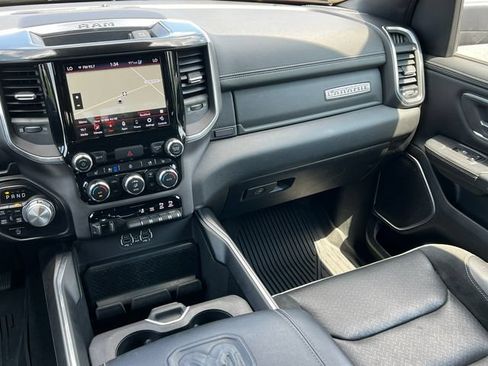 Used 2021 RAM 1500 Laramie w/ Sport Appearance Package AWD/4WD image 39