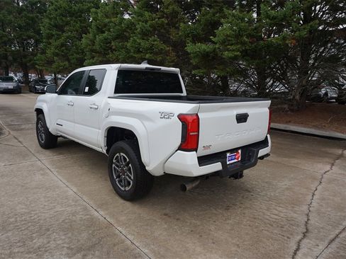 Used 2025 Toyota Tacoma TRD Sport image 21