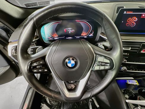 Used 2020 BMW 540i xDrive w/ Executive Package AWD/4WD image 11