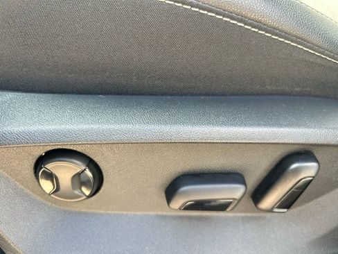 Certified 2023 Volkswagen Atlas SE w/ Black Wheel Package image 51