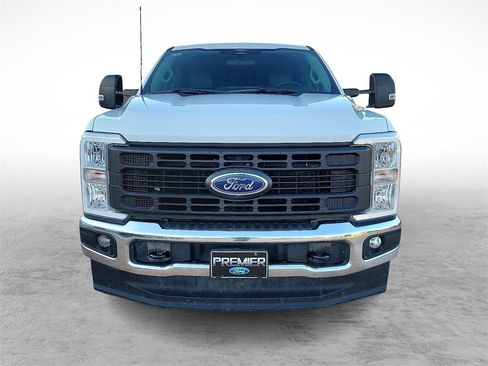 Used 2024 Ford F250 XL w/ 360-Degree Camera Package image 3