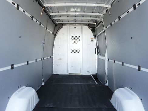 Used 2023 Mercedes-Benz Sprinter 2500 image 12