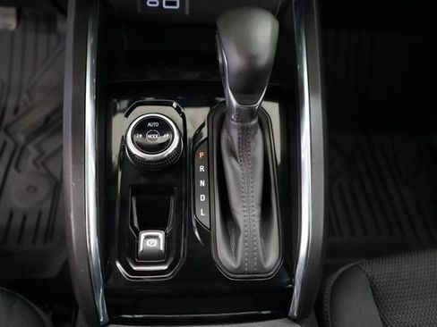 Used 2025 GMC Canyon Elevation w/ Convenience Package image 33